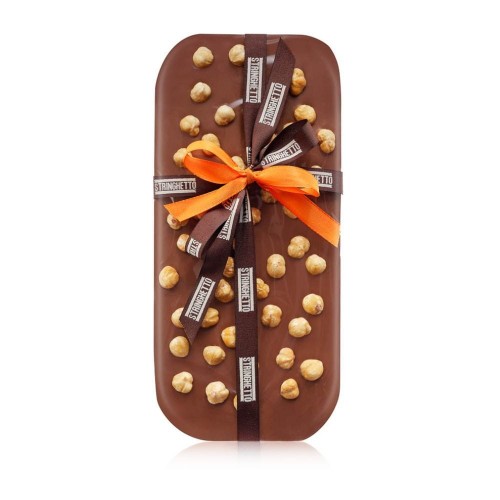 stringa-al-cioccolato-al-latte-con-nocciole-intere-stringhetto.jpg